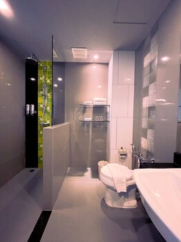 arthitaya green nature hotel