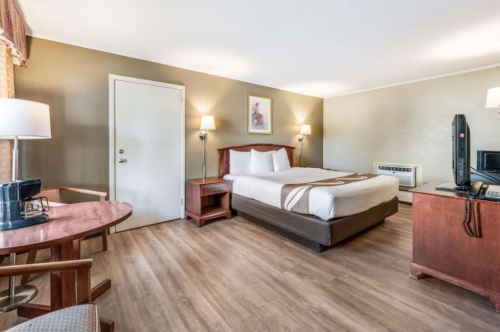 rodeway inn poughkeepsie
