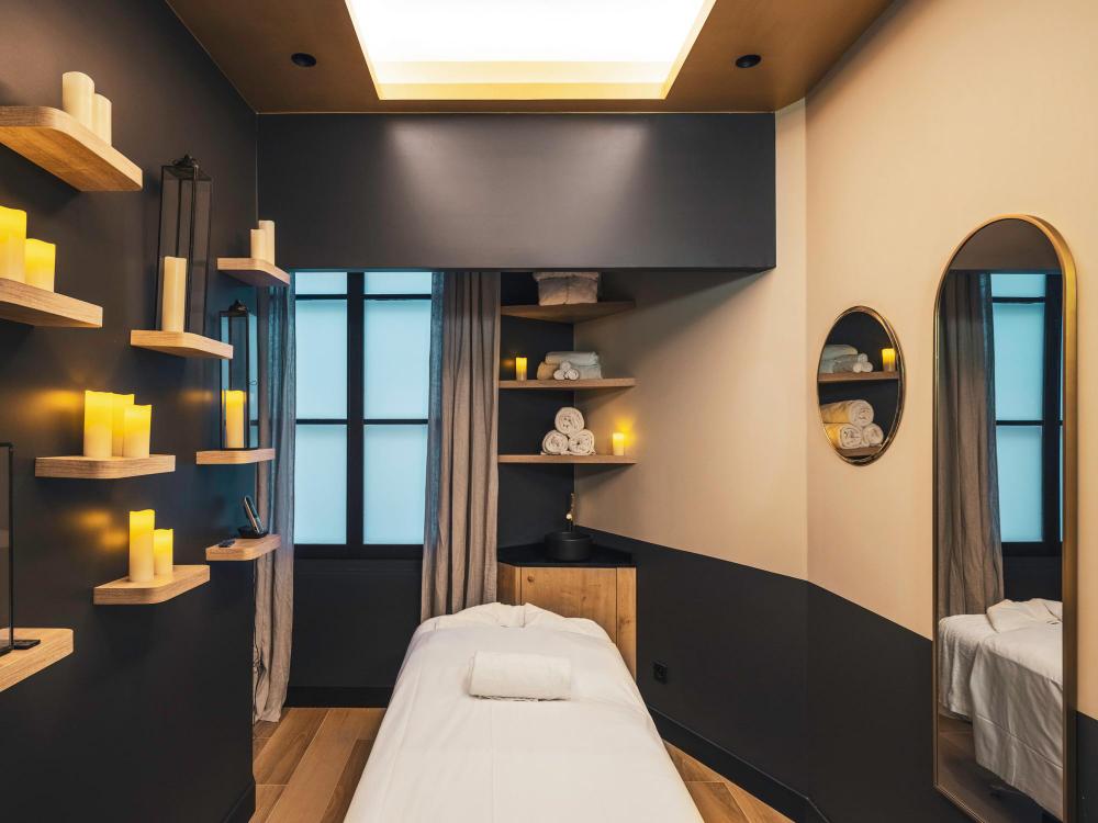 dandy hotel and kitchen