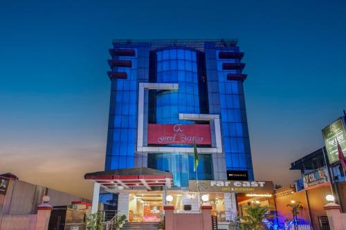 hotel grand majesty