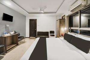 hotel grand majesty
