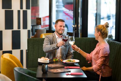 Mercure Budapest Korona Hotel,Danube River>>Budapest,5 star