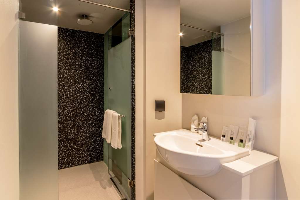 seekers finders rama iv hotel surestay collection by bw