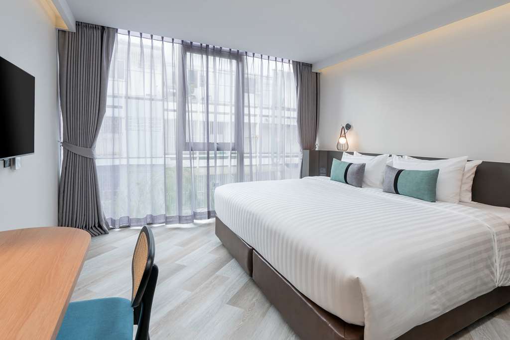 seekers finders rama iv hotel surestay collection by bw