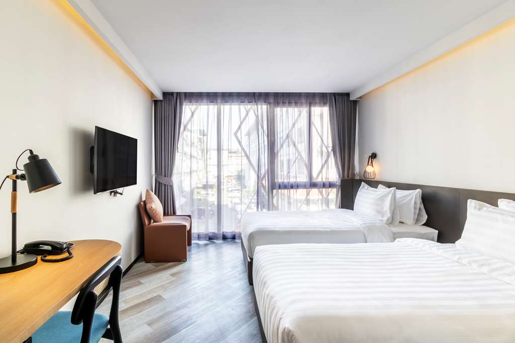 seekers finders rama iv hotel surestay collection by bw