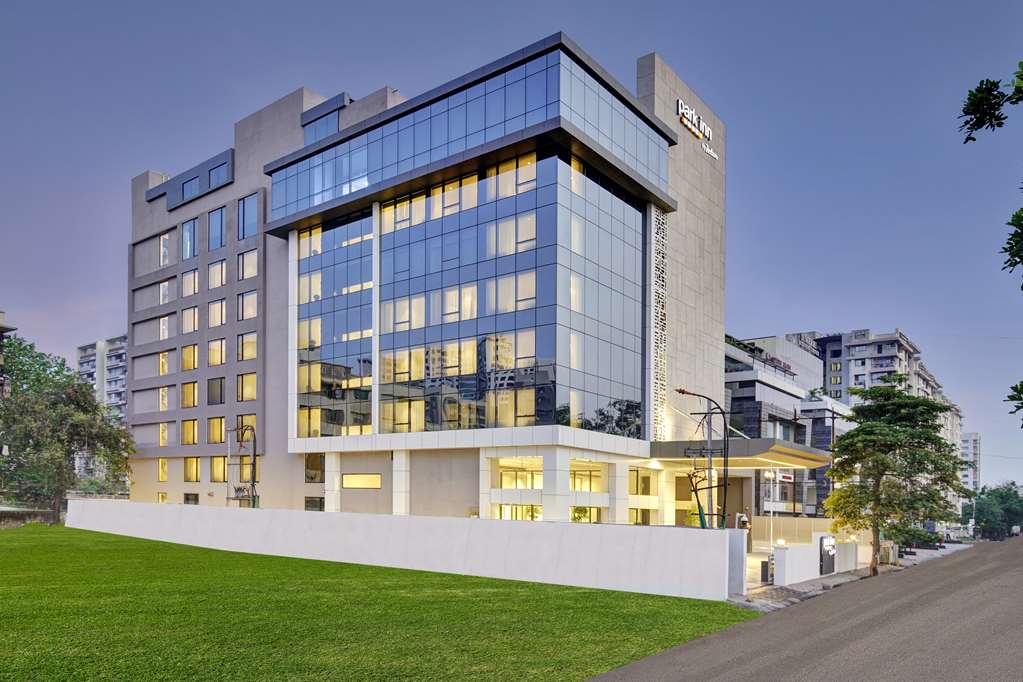 park inn by radisson surat
