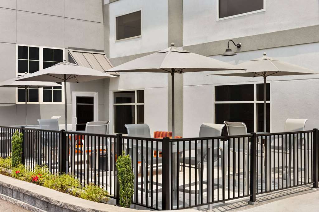 days inn and suites by wyndham bowling green