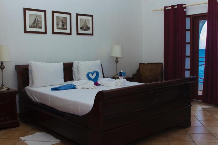 the old gin house hotel