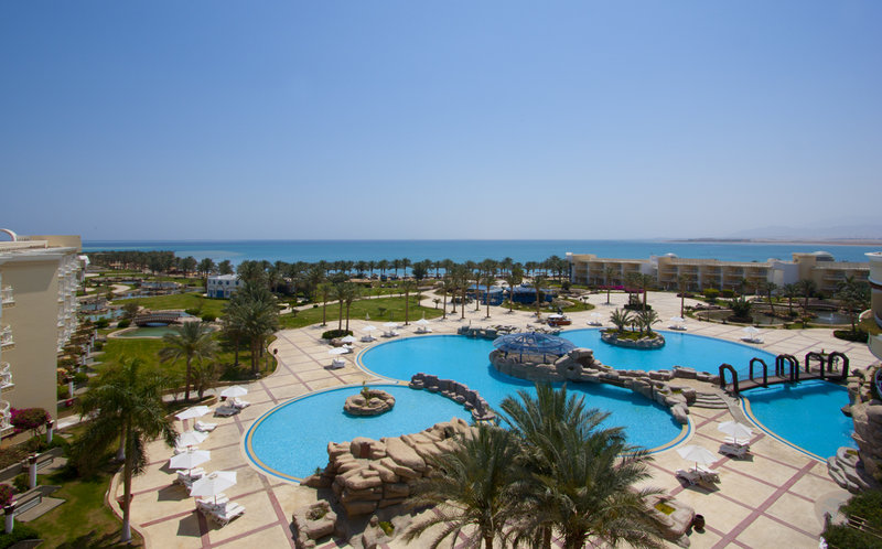 palm royale resort soma bay