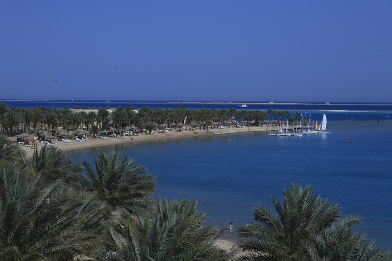 palm royale resort soma bay