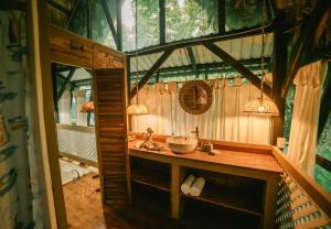 Almonds And Corals Boutique Hotel,Limon>>Cahuita,3 star