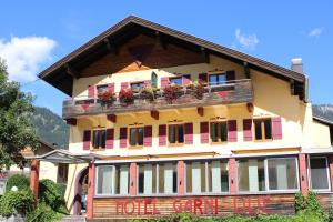 Die Lilie - Hotel Garni,Hoefen>>Ehenbichl,3 star