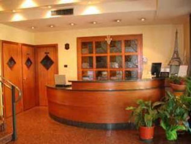 hotel savant