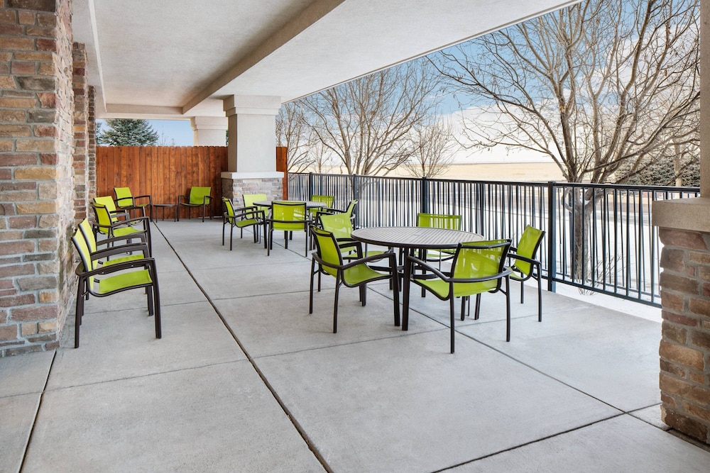 springhill suites by marriott denver airport