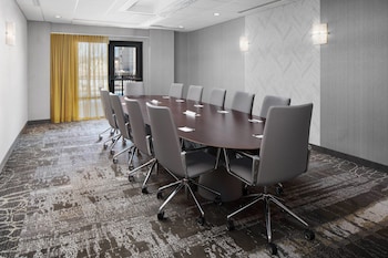springhill suites by marriott denver airport