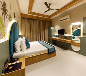 hotel highway king