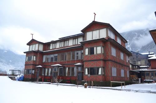 pahalgam hotel