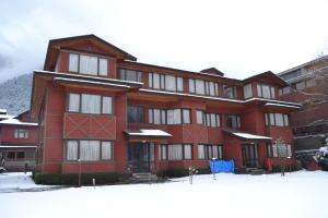 pahalgam hotel