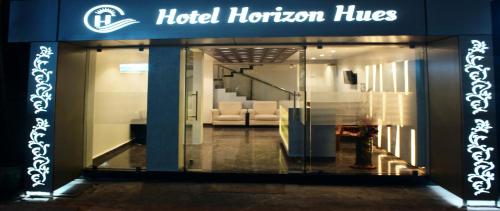 hotel horizon hues
