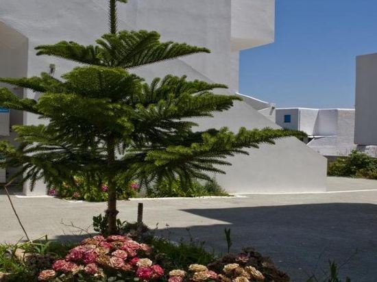 laza beach inn