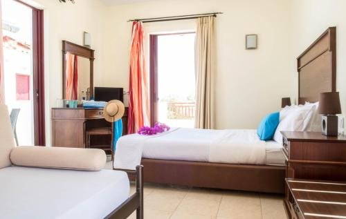 laza beach inn