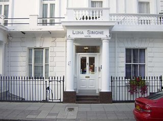 luna simone hotel