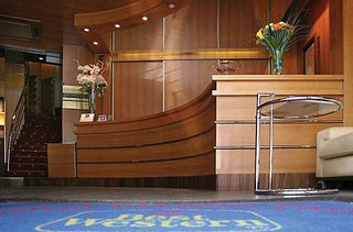 Elysees Paris,Near Arc De Triomphe,3 star