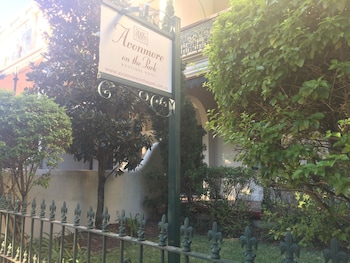 avonmore on the park boutique hotel