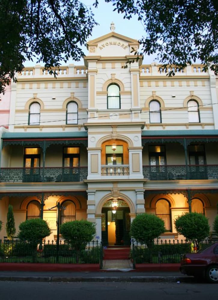 avonmore on the park boutique hotel