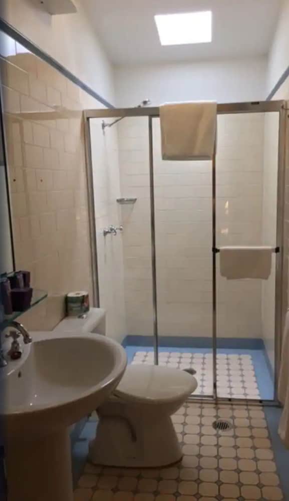 avonmore on the park boutique hotel