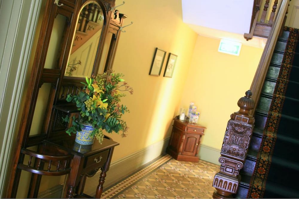 avonmore on the park boutique hotel