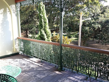 avonmore on the park boutique hotel