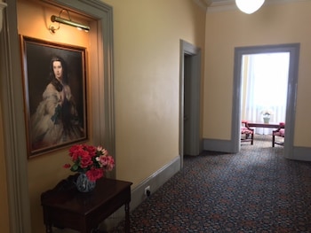 avonmore on the park boutique hotel