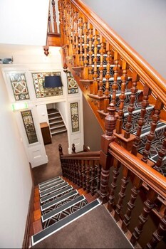 avonmore on the park boutique hotel