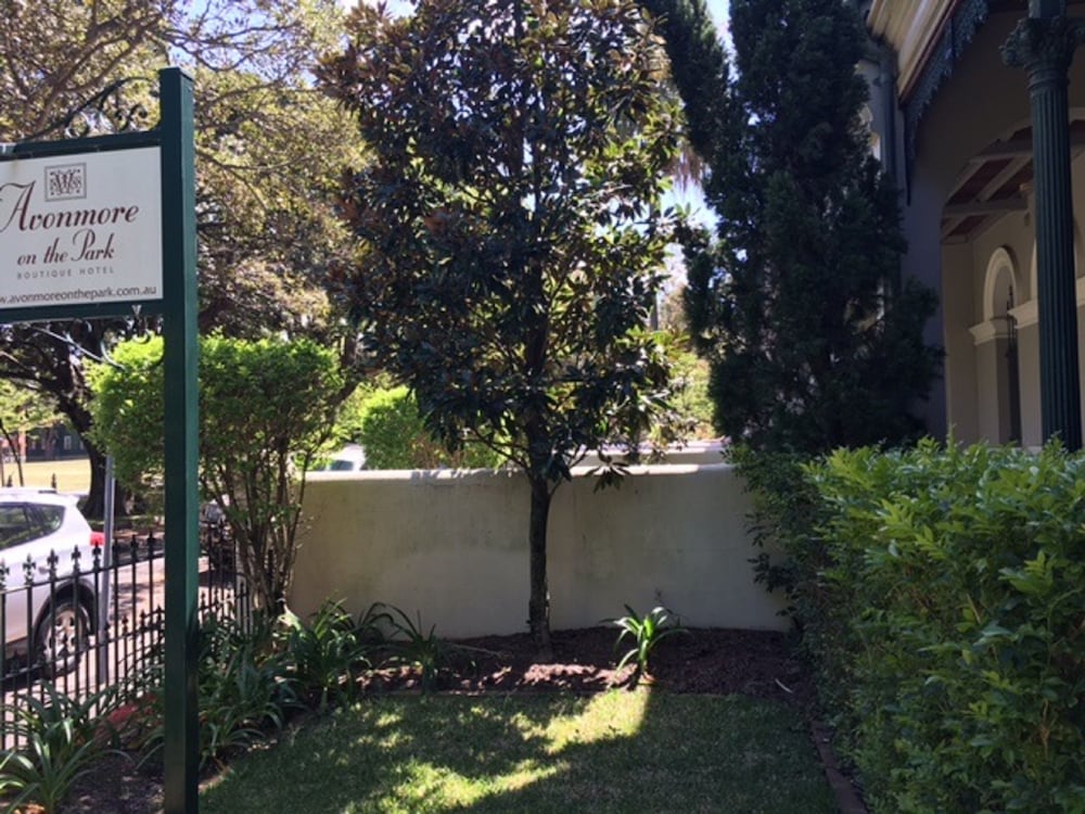 avonmore on the park boutique hotel
