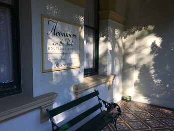 avonmore on the park boutique hotel