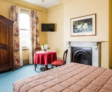 avonmore on the park boutique hotel