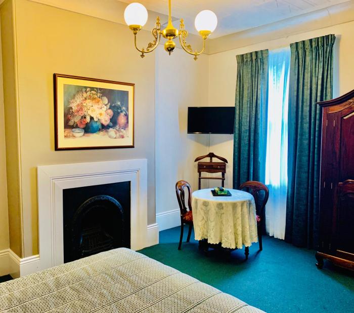 avonmore on the park boutique hotel