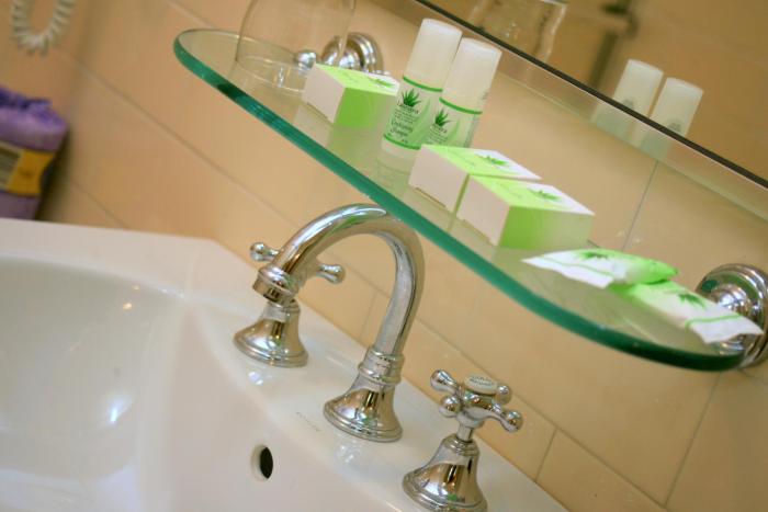 avonmore on the park boutique hotel