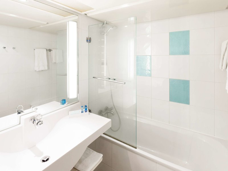 novotel chartres