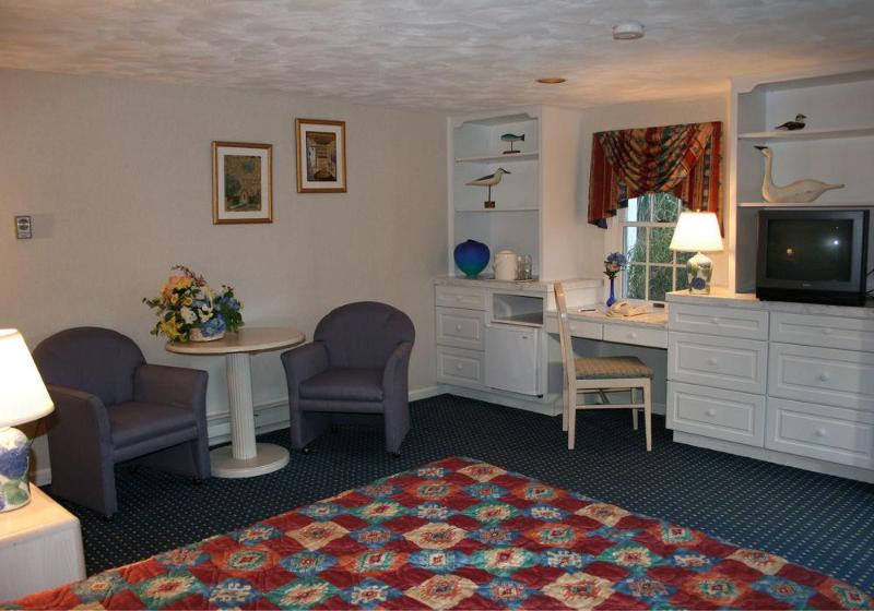 Pleasant Bay Village Resort,Cape Cod>>Barnstable County,3 star