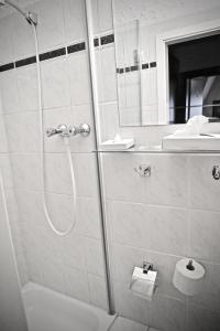 lowenbrau koln hotel and restaurant