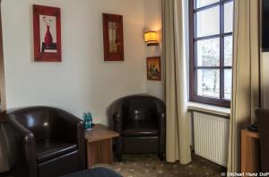 lowenbrau koln hotel and restaurant