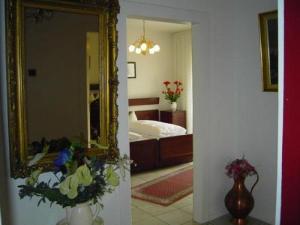 Haus Mooren Hotel Garni,Dusseldorf>>Bilk,4 star