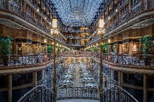 Hyatt Regency Cleveland At The Arcade,Cleveland>>Burke Lakefront Airport,4 star