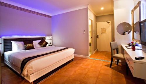 c and n hotel patong