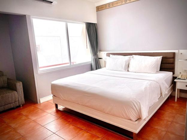 c and n hotel patong