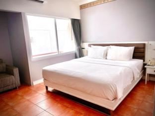 c and n hotel patong