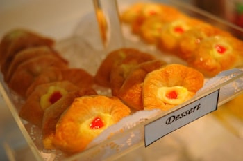 c and n hotel patong