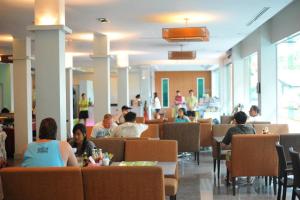 c and n hotel patong